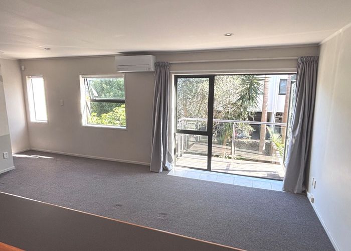 at 4/76 Galway Street, Onehunga, Auckland