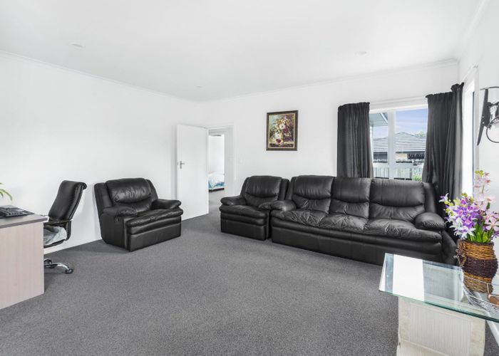  at 9 Dover Road, St Andrews, Hamilton