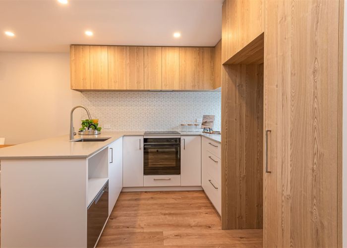  at 1/77 Deans Avenue, Riccarton, Christchurch