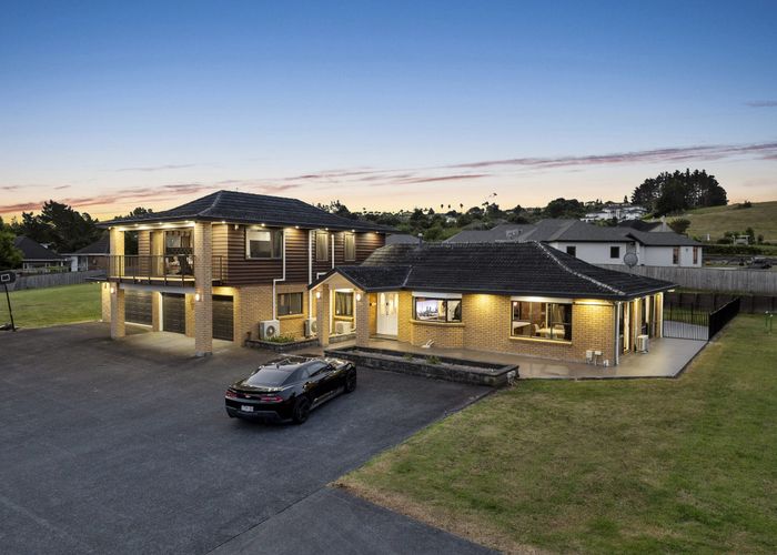  at 16 Notch Place, Alfriston, Auckland