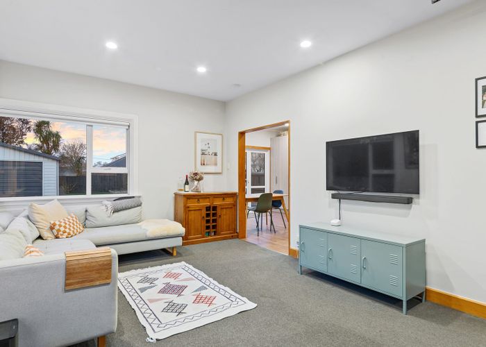  at 8 Garnett Avenue, Spreydon, Christchurch City, Canterbury