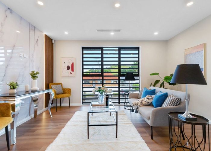  at 42 Church Road, Mangere Bridge, Manukau City, Auckland