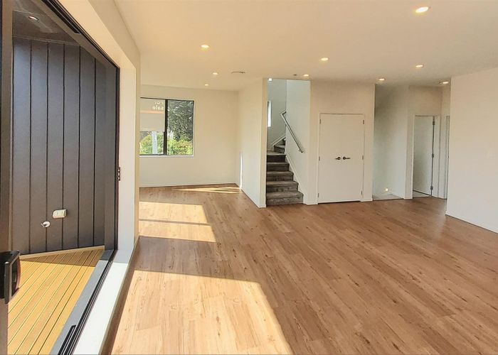  at 8 Timo Way, Flat Bush, Manukau City, Auckland