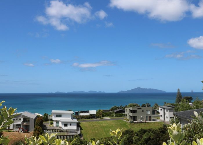  at 14 Granada Lane, Langs Beach, Waipu