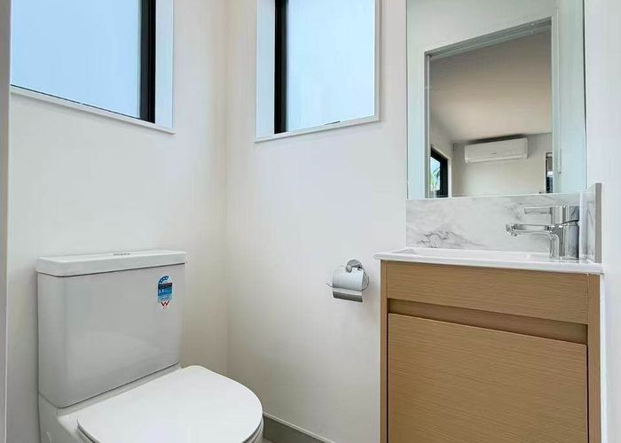  at 4/29 Crown Crescent, Otara, Manukau City, Auckland