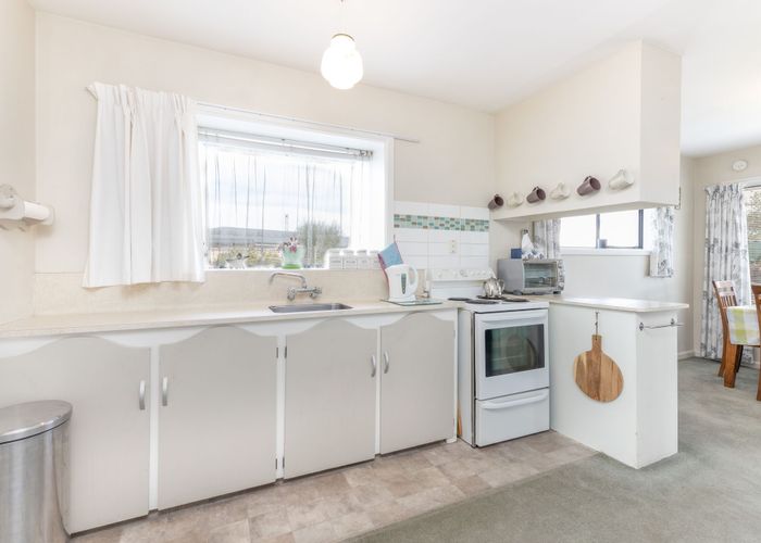  at 15 Vardon Crescent, Shirley, Christchurch City, Canterbury