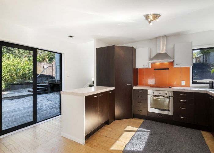  at 2/19 Fordham Street, Beach Haven, Auckland
