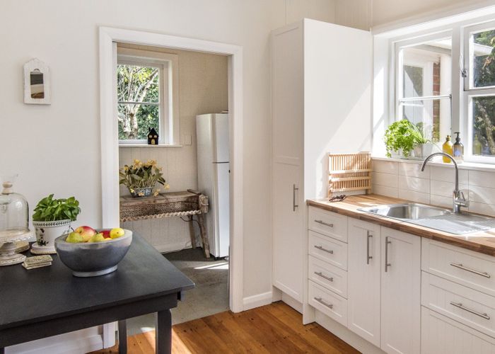  at 9A Kerr Street, Devonport, Auckland