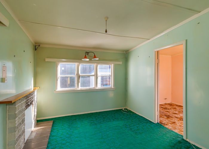  at 7 Muapoko Street, Himatangi Beach