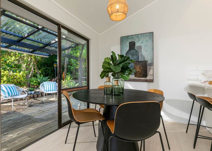  at 1/24 Wisteria Way, Mairangi Bay, North Shore City, Auckland