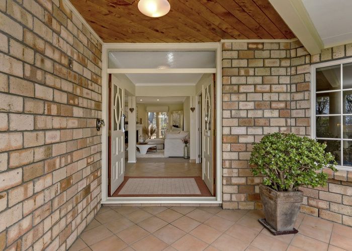  at 12 San Jose Rise, Shamrock Park, Manukau City, Auckland