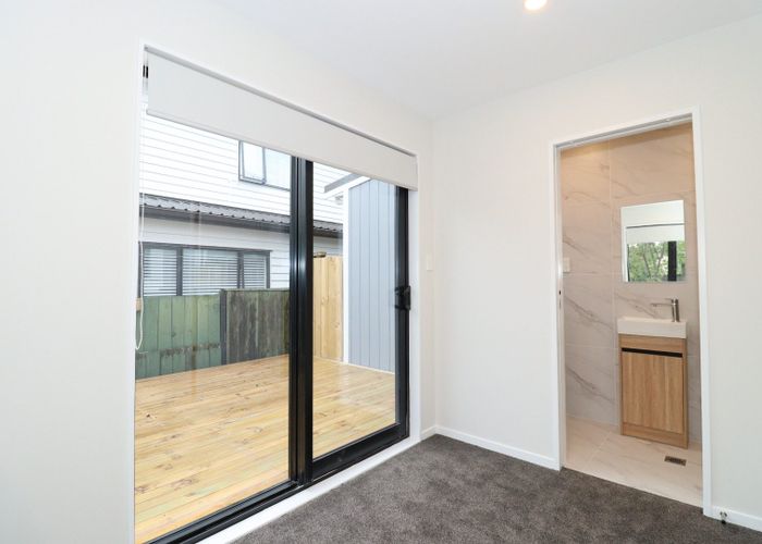  at 14 Gulf Crest, Bucklands Beach, Auckland