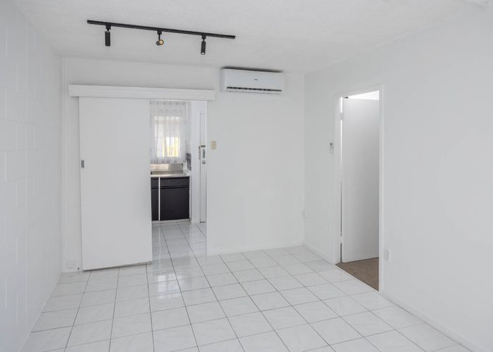  at 9/41 Cameron Road, Hamilton East, Hamilton, Waikato