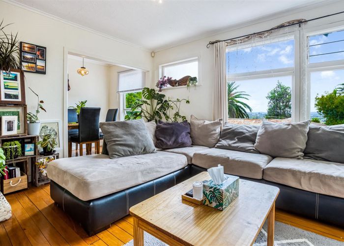  at 1/195 Metcalfe Road, Ranui, Auckland