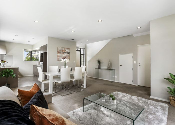  at 539C East Coast Road, Browns Bay, Auckland
