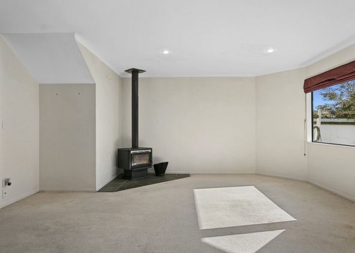  at 6/124 Te Heuheu Street, Taupo