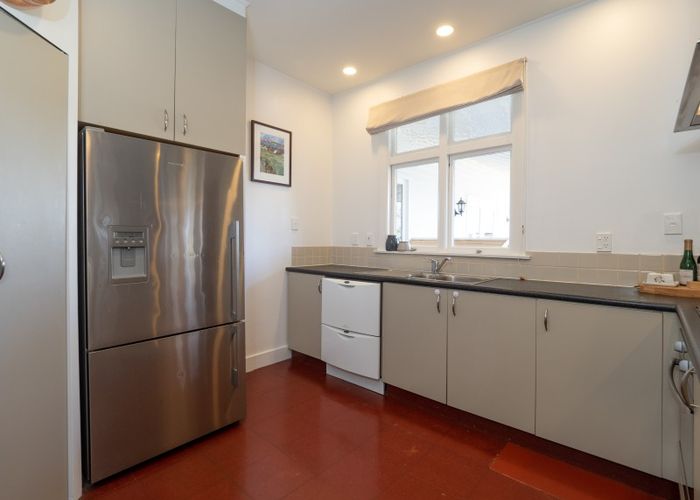  at 9 Elizabeth Street, Ashburton, Ashburton