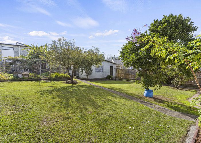  at 22 Cutler Street, New Lynn, Auckland