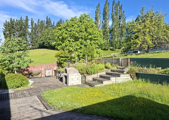  at 10 Braeside, Kinmont Park, Dunedin, Otago