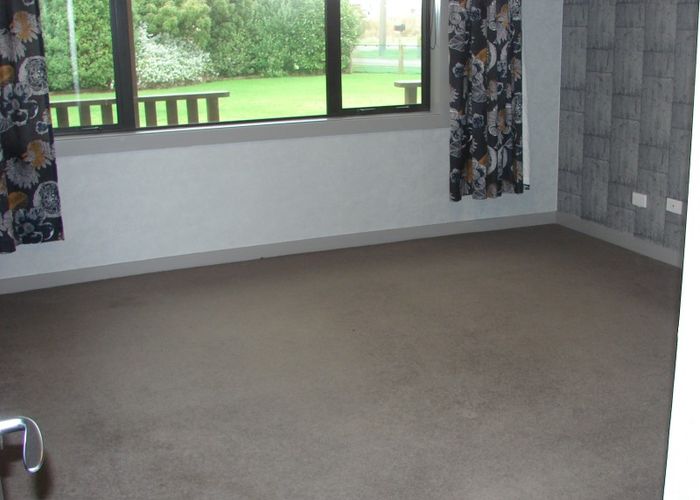  at 21 Drury Street West, Colac Bay/Ōraka, Riverton/Aparima