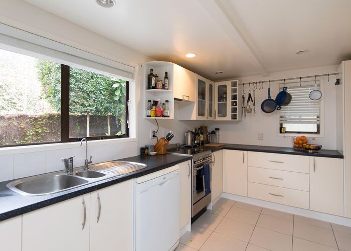  at 1/58 Sarsfield Street, Herne Bay, Auckland