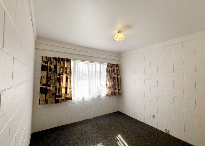  at 1/151 Farquhar Road, Glendene, Waitakere City, Auckland