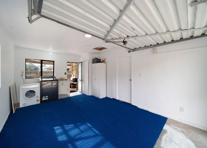  at 10 Horlicks Place, Randwick Park, Auckland