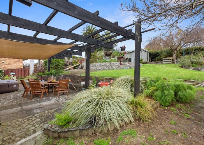  at 142 Welcome Bay Road, Welcome Bay, Tauranga