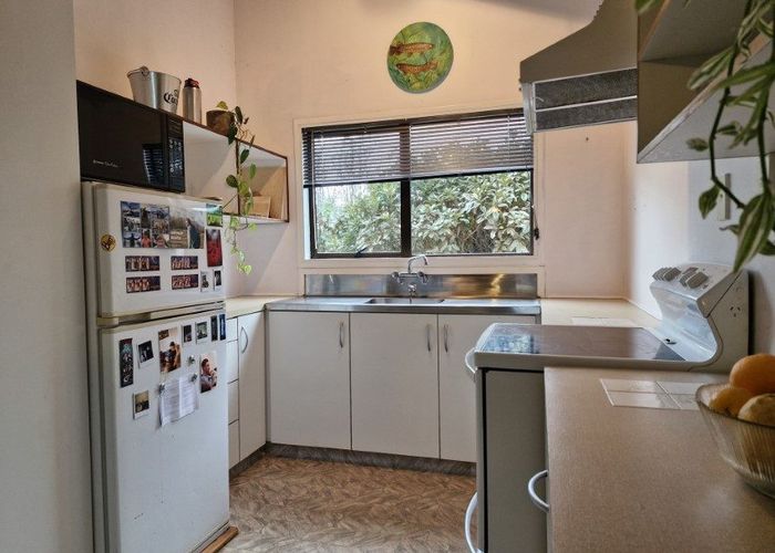  at 6 Hickford Place, Okato, New Plymouth, Taranaki