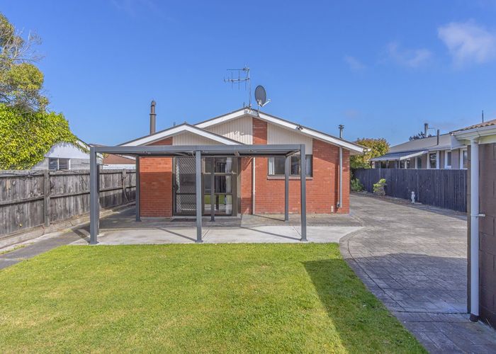  at 4 Glenrowan Avenue, Avondale, Christchurch City, Canterbury
