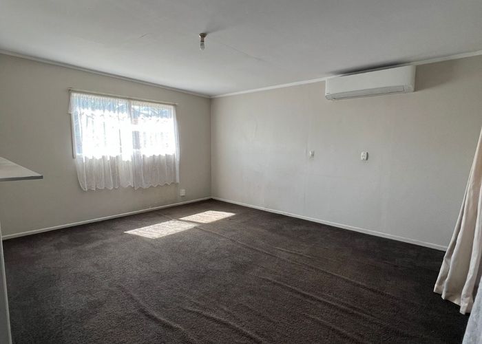  at 15 Stainton Place, Otara, Auckland