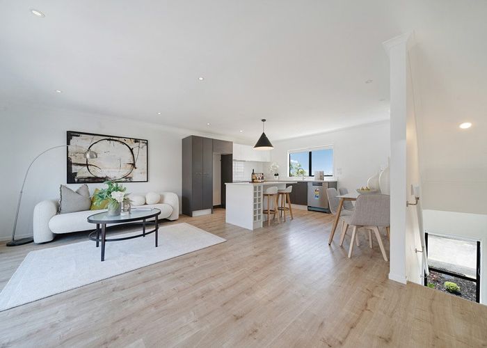  at 209/172 Mcleod Road, Te Atatu South, Auckland