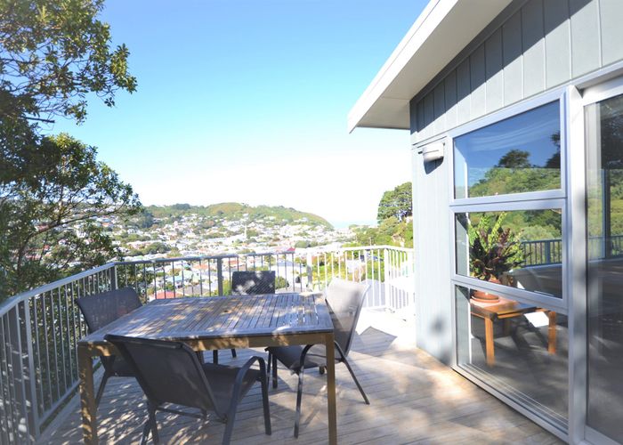  at 12C Freeling Street, Island Bay, Wellington