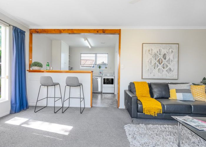  at 2/55 Oakhampton Street, Hornby, Christchurch