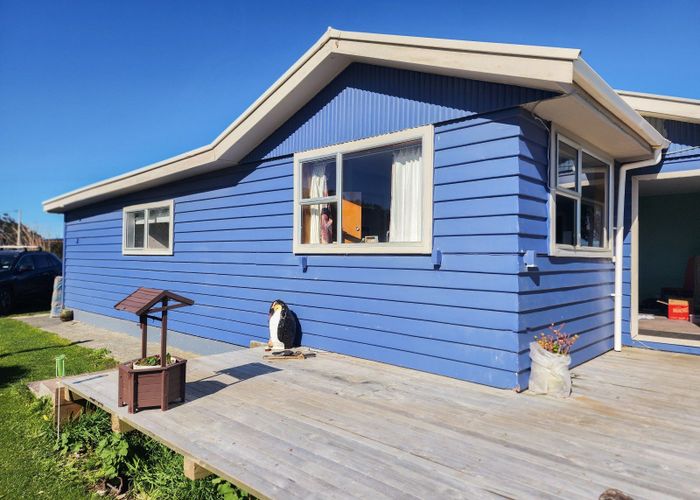  at 15 Surrey Street, Orepuki, Riverton/Aparima