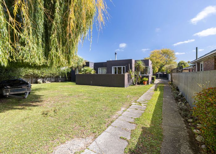  at 143 Centaurus Road, Saint Martins, Christchurch