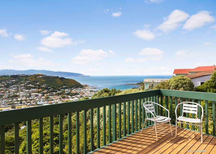  at 88 Frobisher Street, Island Bay, Wellington