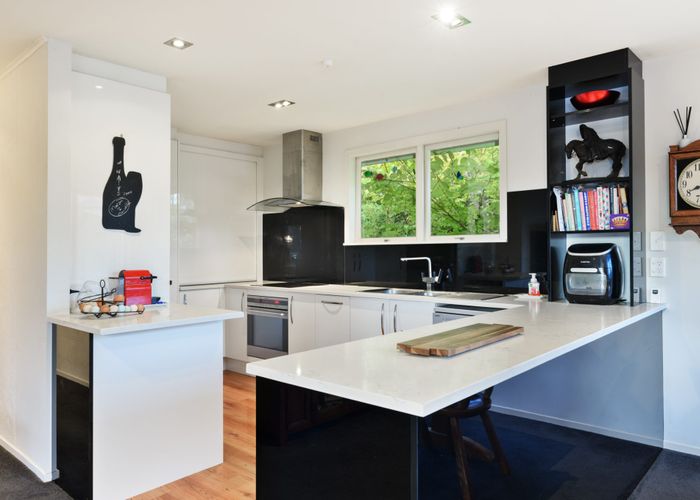  at 14 Edgewood Way, Henderson, Waitakere City, Auckland