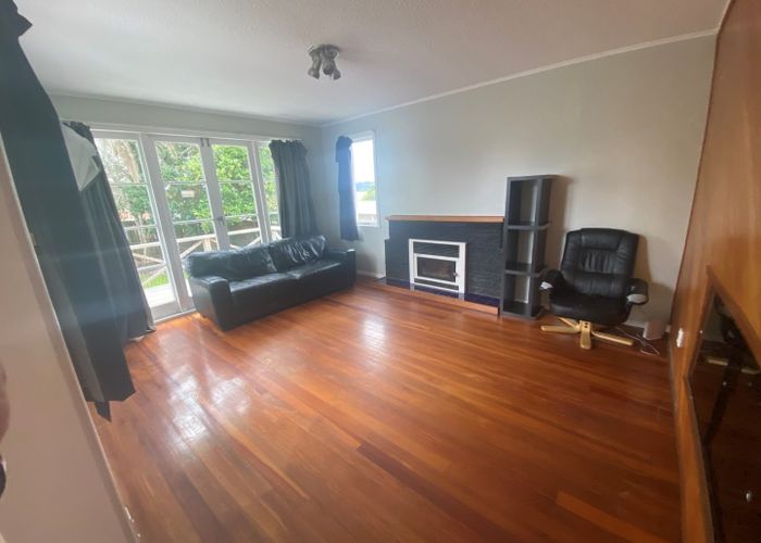  at 31A Fairclough Road, Beach Haven, North Shore City, Auckland