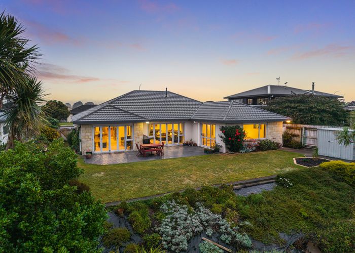  at 81 The Drive, Paraparaumu Beach, Kapiti Coast, Wellington