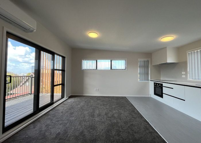  at 202/6 Hamlin Road, Mount Wellington, Auckland City, Auckland