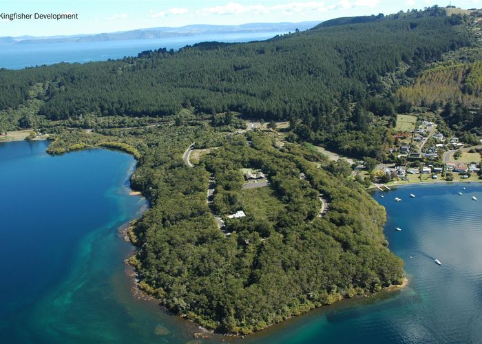  at 21 Parawera Drive, Acacia Bay, Taupo