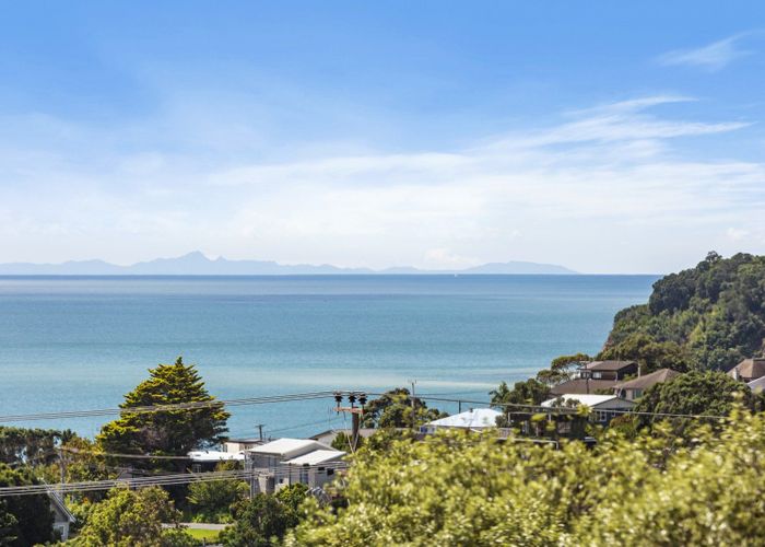  at 8 Wiriana Place, Stanmore Bay, Whangaparaoa