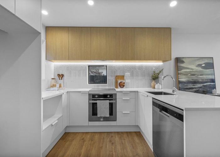  at 2/235 Cranford Street, St. Albans, Christchurch City, Canterbury