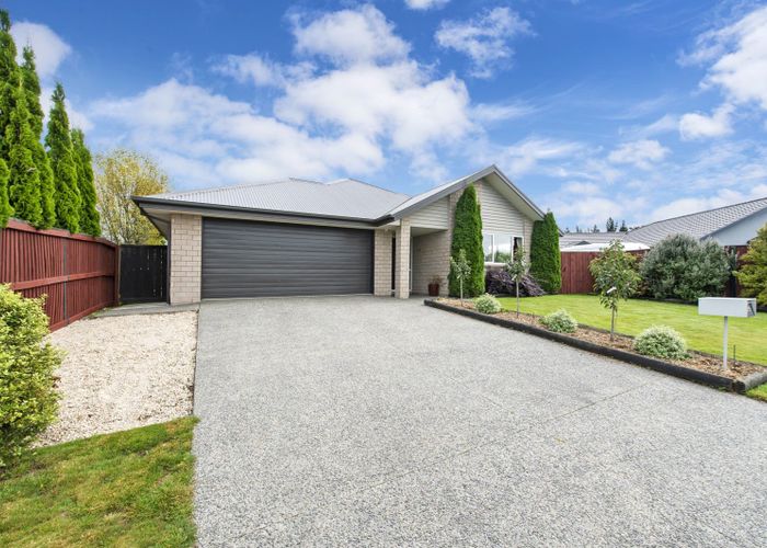 Free property data for 55 Huntingdon Drive, Rangiora homes.co.nz