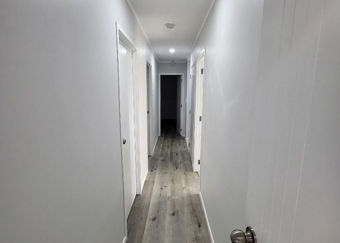 at 2/19 Kapiti Place, Sunnynook, North Shore City, Auckland