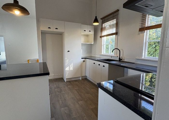  at 241 Ruahine Street, Roslyn, Palmerston North, Manawatu / Whanganui