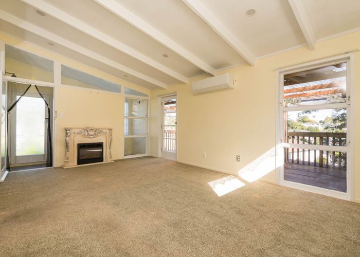  at 3 Pavola Grove, Glenfield, Auckland