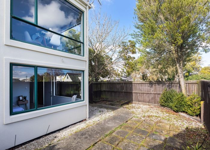  at 1/89 Brockworth Pl, Riccarton, Christchurch City, Canterbury