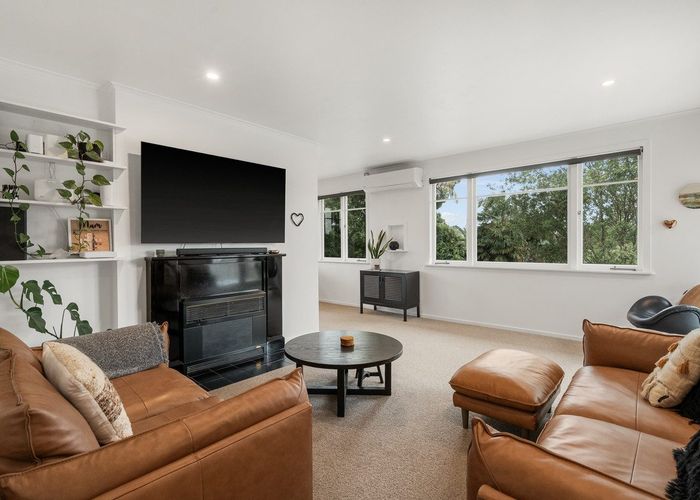  at 15 Landview Road, Parkvale, Tauranga, Bay Of Plenty